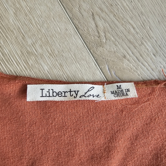 Cotton blend, medium shirt - Picture 3 of 4